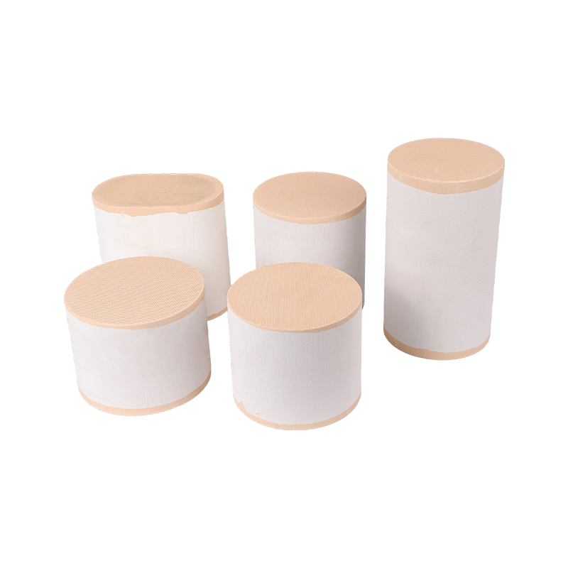 Catalisador SCRF (DPF revestido com base Cu-Fe) Catalisador SCRF (DPF revestido com base Cu-Fe)